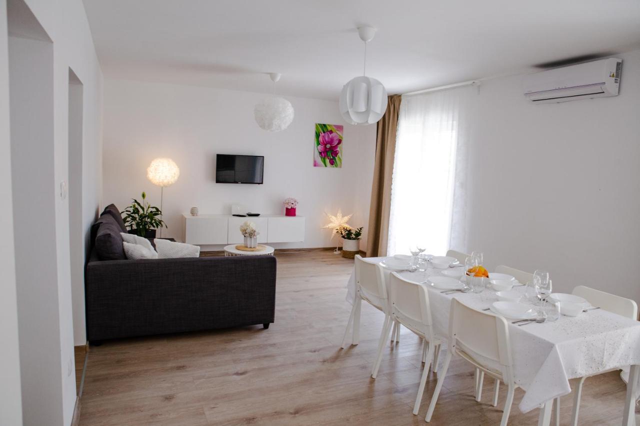 Apartment Rina Kastela